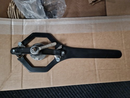 Rolls royce new wheel hub - rolls,