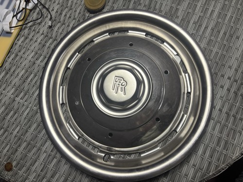 Rolls royce wheel trim - royce,
